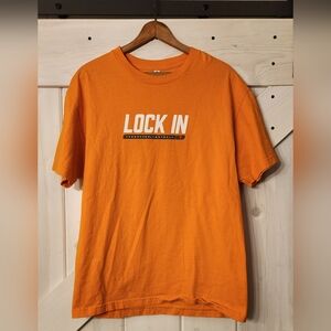 Men's Tennessee Vols Football Shirt. Size L. Tennessee Orange.